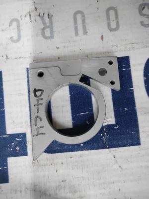 USED UNIVERSAL INSTRUMENTS 42480101