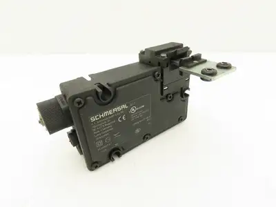Schmersal TZFWS24VDC Solenoid Interlock Safety Switch 24VDC 1500N
