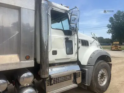 Used 2020 MACK GRANITE 64FR Dump trucks Tennessee US | Moore Equipment #1517231