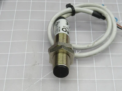 Used M-D _UNKNOWN_ Photoelectric Sensors | OCO Industrial #1619277