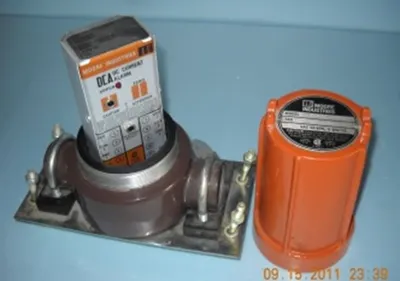 Used MOORE DCA/4-20MA/SX2/117ACL-AL DPDT EXP 117 VA Relays & Switches Texas US | Bamko Surplus Process Equipment #929026