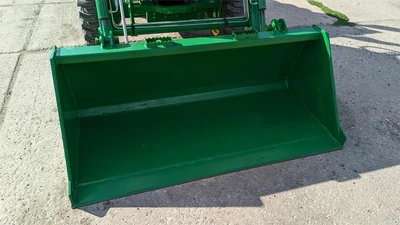 USED 2015 JOHN DEERE 3033R