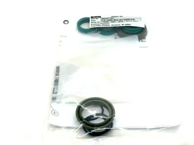NEW SEALED PARKER SK032P1D01 P1D 32MM SEAL KIT COMPLETE