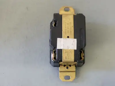 NEW PASS & SEYMOUR WC596/94-1