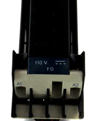 NEW TELEMECANIQUE CA3-DN40FD CONTROL RELAY CA3DN40FD