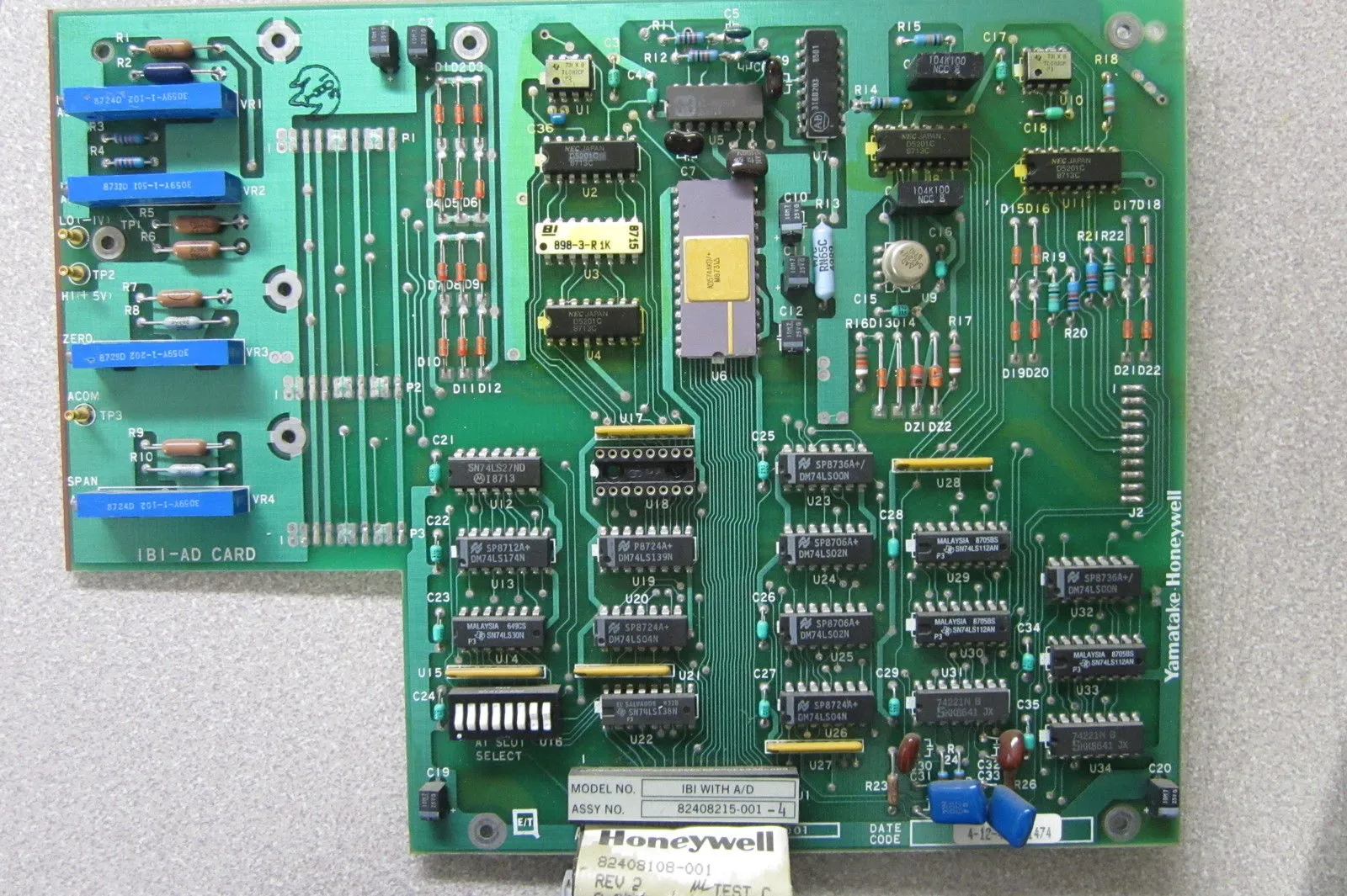 YAMATAKE-HONEYWELL 82408215-001 PC BOARD IBI 82407215001