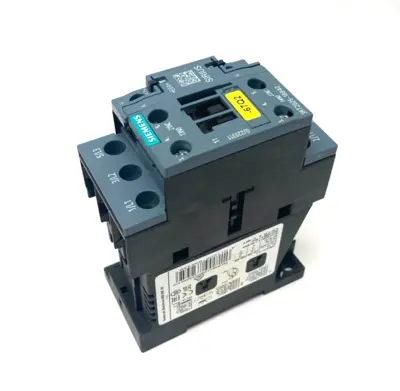USED SIEMENS SIRIUS POWER CONTACTOR 3-POLE AC-3E/AC-3, 17A 7.5 KW 400V