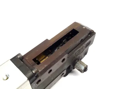 EC90A1090AD9010 | Norgren  Pneumatic Power Clamp, No Sensor - Used