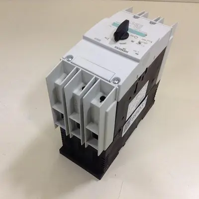 USED SIEMENS 3RV1 742-5ED10