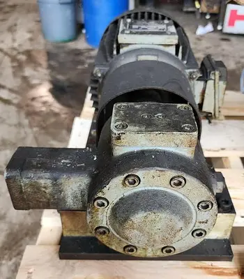 USED LEROY SOMER LS112M1