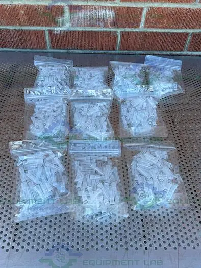 NEW 500 PACK -VWR 76417-174 STERILE 0.5L TUBES & CLEAR INSERTABLE CAPS NON-GRADUATED