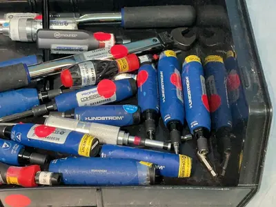 Used _UNKNOWN_ _UNKNOWN_ Screw Drivers Ohio US | HGR 24 #1335380