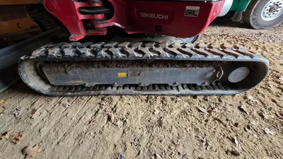 TAKEUCHI TB260 Excavator | Iron Listing (20)