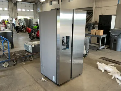 USED SAMSUNG RS27T5200SR
