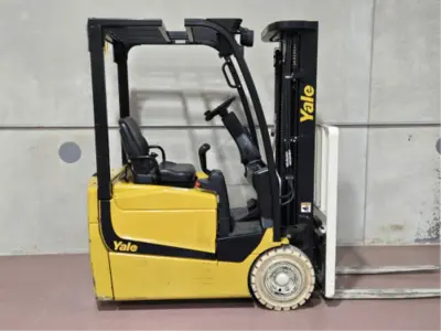 Used 2016 YALE ERP025VC 3-Wheel Sit down Electric Counterbalance Forklifts Pennsylvania US | National Lift Equipment #1381992
