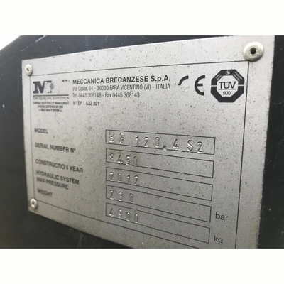 MB BF 120.4 S2 Jaw Crusher Excavator Attachments