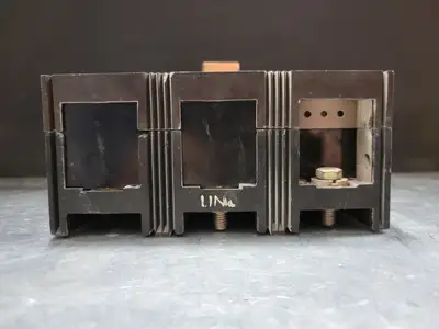 300 Amp 3 Pole Circuit Breaker