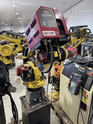 Used 2010 FANUC ARCMATE 100IC Robots Michigan US | Aucto #1306889