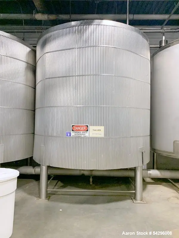 Used Feldmeier 4,700 Gallon Stainless Steel Tank – Vertical Vessel with 6" Botto