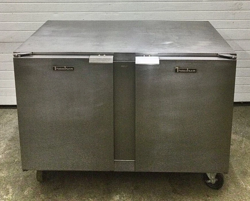 167-0170 Traulsen UHT48-LR 48" Self-Contained Undercounter Cooler