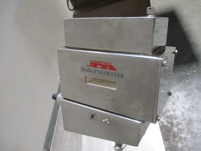 Barkley & Dexter Metal Tracker / Metal Detector for pharma or other uses