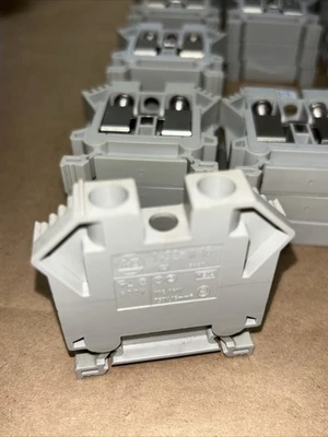 USED Allen Bradley 1492-W16