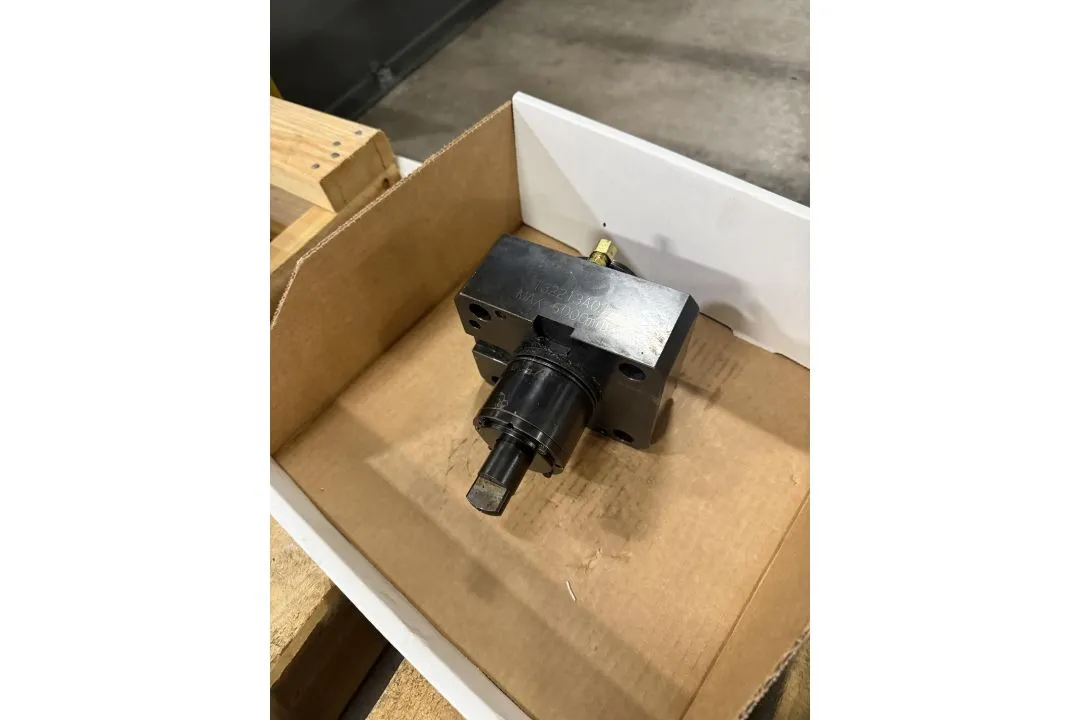 Used _UNKNOWN_ _UNKNOWN_ Tool Holders Utah US | KD Auctions #1549317
