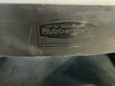 Used RUBBERMAID _UNKNOWN_ Miscellaneous MRO Ohio US | HGR 24 #1279328