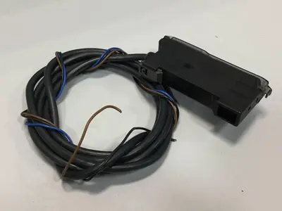 USED OMRON E3X-NA11