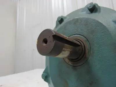 Reliance Electric 140DM16A 20.9:1 Gearbox Speed Reducer W/1.5 230/460V Motor