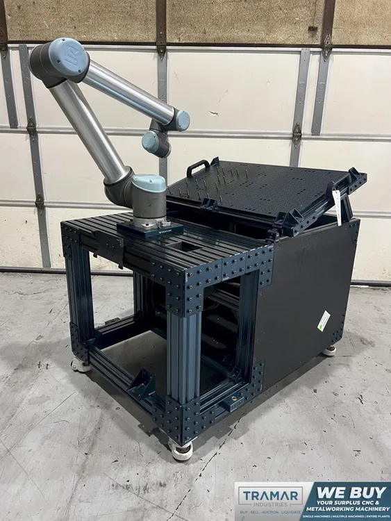 Used 2018 UNIVERSAL UR10 Robots Michigan US | Tramar Industries #1319610