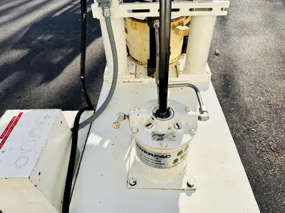 USED 1995 ROSS LDM-1
