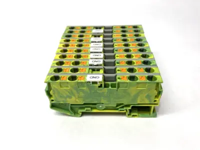 USED PHOENIX CONTACT TERMINAL BLOCK 3211809 W/ END COVERS LOT OF 10