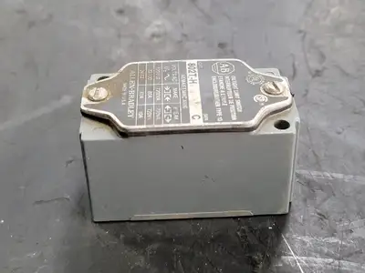 USED ALLEN-BRADLEY 802T-H