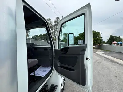 Used 2021 INTERNATIONAL MV607 Box trucks Florida US | Truck and Van Outlet #1509199