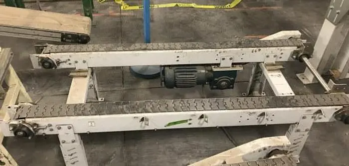 25 INCH WIDE x 60 INCH LONG FLAT CHAIN CONVEYOR
