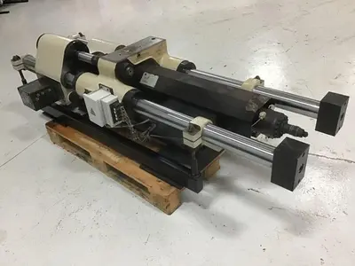 USED MILACRON VV120-7.58 / IU