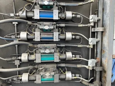 2006 FLOW 25X Waterjet Pumps | Machinery Network (4)