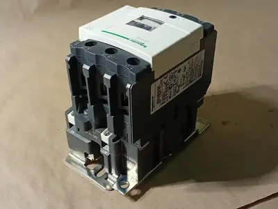 NEW SCHNEIDER ELECTRIC LC1D40F7