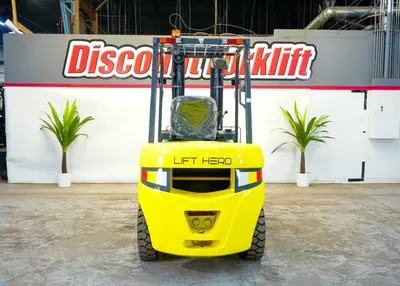 USED 2023 LIFT HERO CPD30