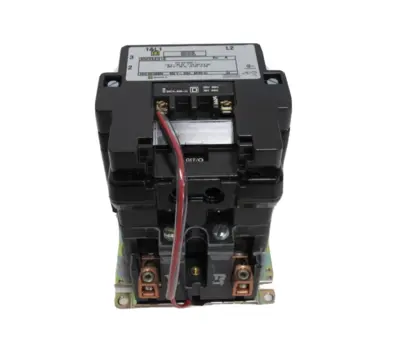 NEW SQUARE D 8502SEO1V02S CONTACTOR SIZE 3 8502SEO1S 110/120 VAC COIL SER.A