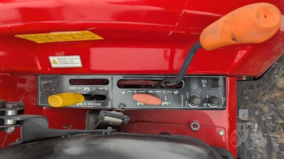 USED 2019 MASSEY FERGUSON 1750M