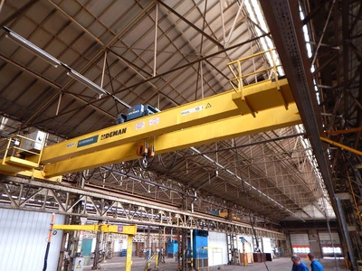 USED DEMAG 15 TON X 9450 MM