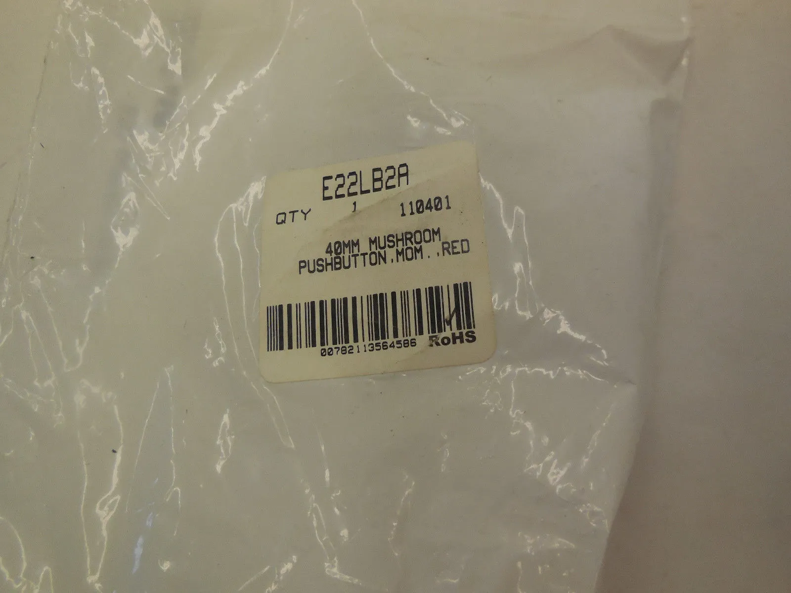 NEW CUTLER HAMMER E22LB2A MUSHROOM HEAD BUTTON