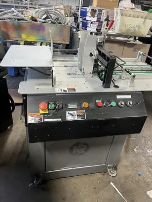 USED KIRK-RUDY 224DM 20” WIDE SHUTTLE FEEDER