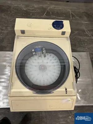 USED Savant Universal Savant Speedvac Centrifuge