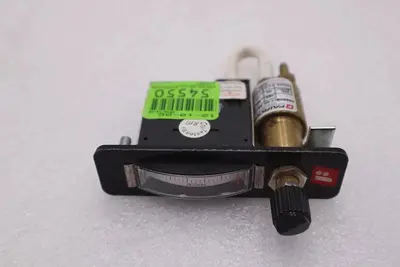 Fairchild Z15867 Pressure Regulator Indicating Station 250PSIG STOCK L-225A