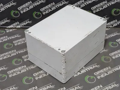 Cosa Instrument Corp XDT-R-0-0-AI-4-20-0-100-6 Xentaur Dewpoint Transmitter Used