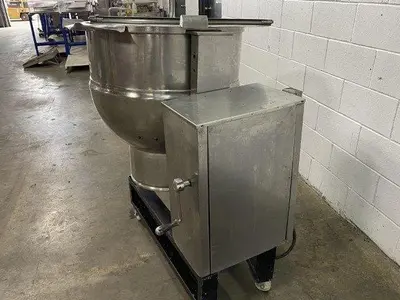 USED 1982 GROEN DEE/4-60