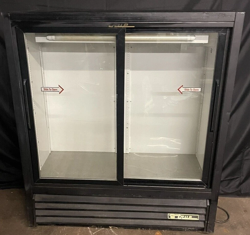 174-0082 True GDM-41SL-54 2 Glass Door Self Contained Cooler